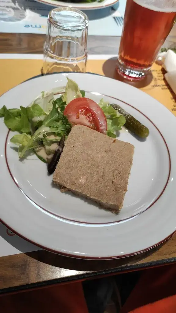 Pierre-Hervé Douzillé_Le Petit Blanc_Saint-Julien_review