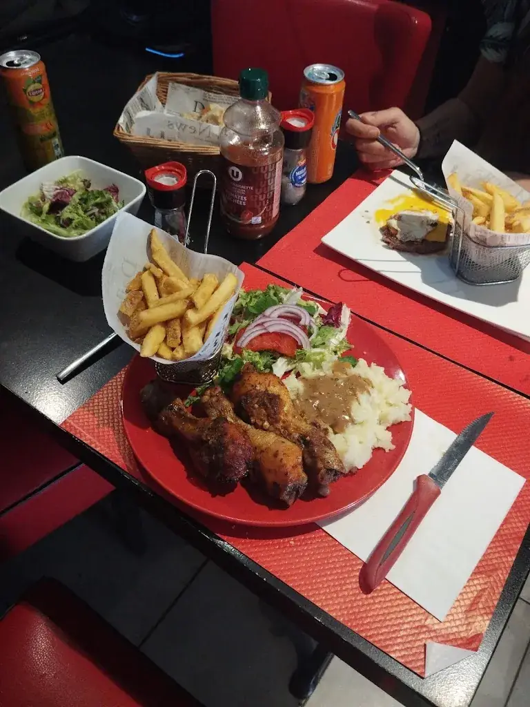 Giuseppe Bonetta_Auberge Du Cheval Blanc_Bléneau_review