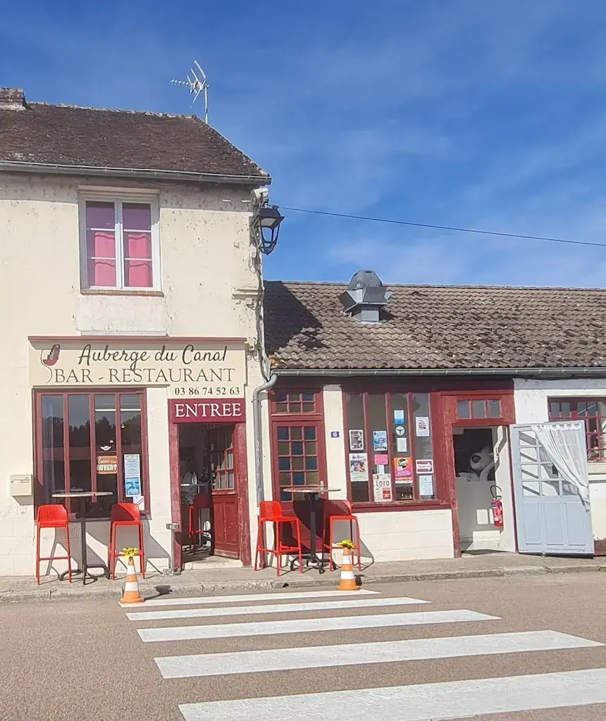 e nig ma_Auberge du Canal_Rogny-les-Sept-Écluses_recensione