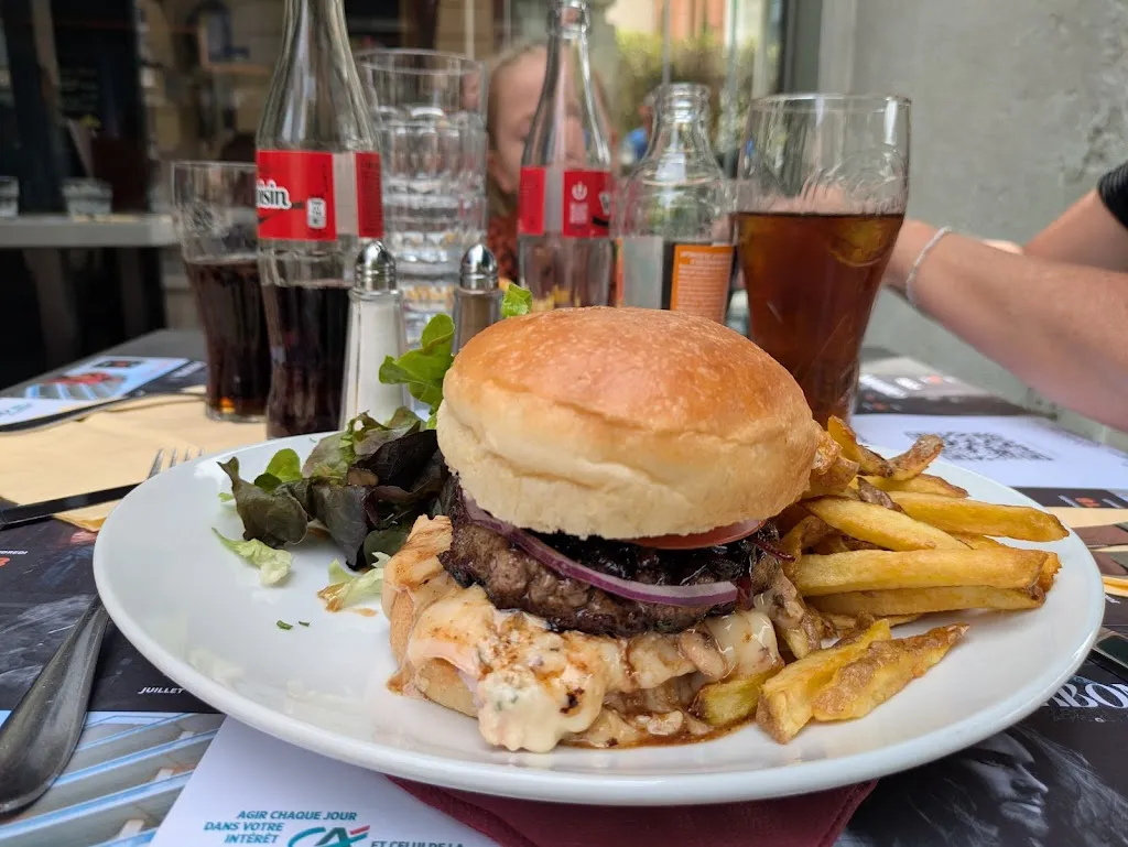 Ben Brummans_Cafe de France_Oyonnax_review