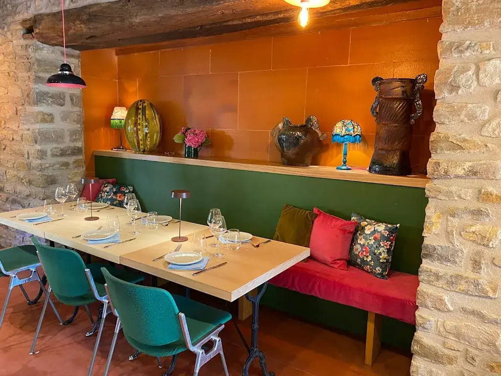 Restaurant La Toupie_Passenans_slider_image_1