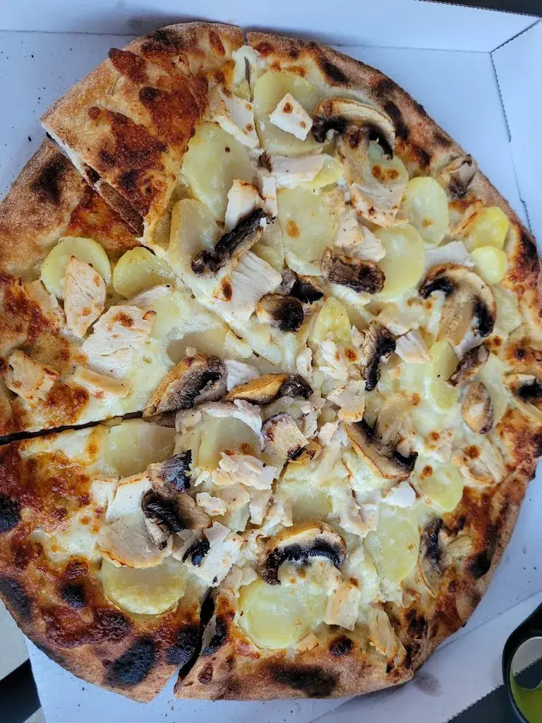 Philippe Sassé_Pizza chez francesco et fils Bletterans_Bletterans_review