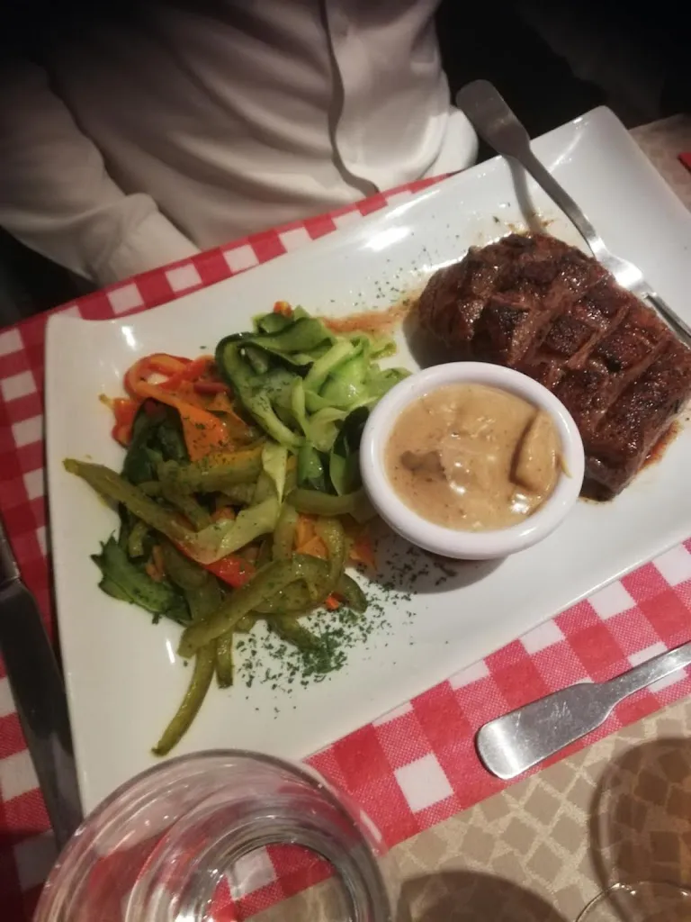 Valerie Thibault_Le Relais_Audincourt_review