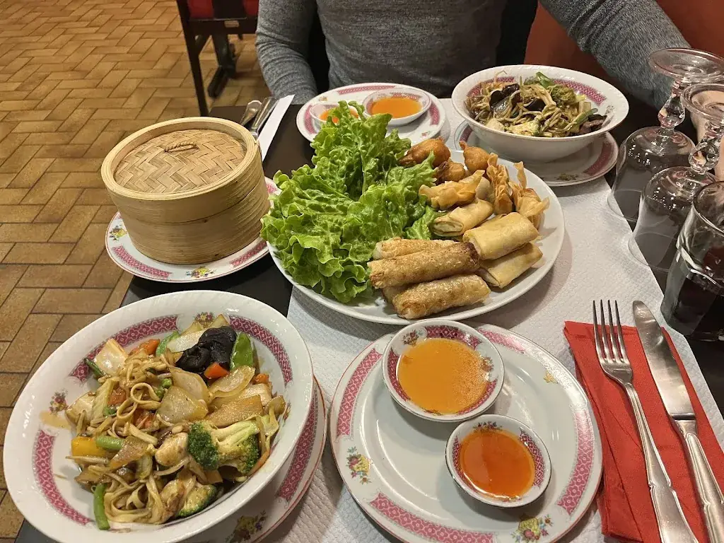 Emilie Mudry_Le Dragon d'Or_Audincourt_review