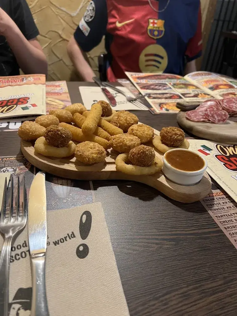 Léa Gomez_Oncle Scott's Audincourt_Audincourt_review