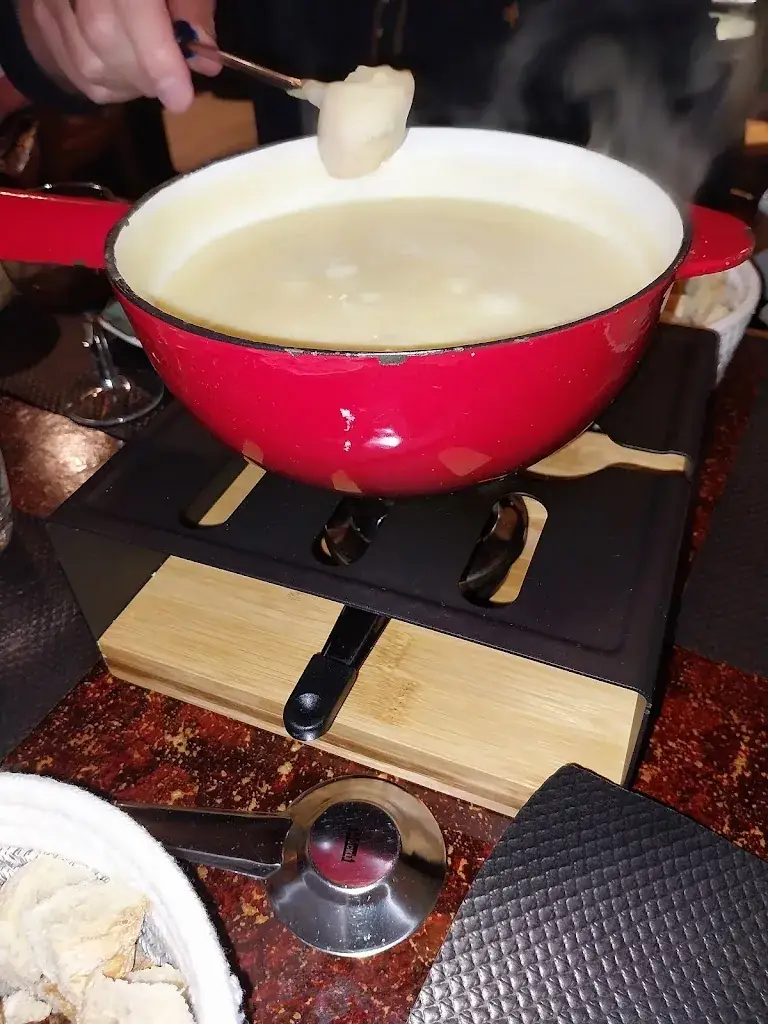 Huguette Felix_Le Pic à Fondue_Seloncourt_review