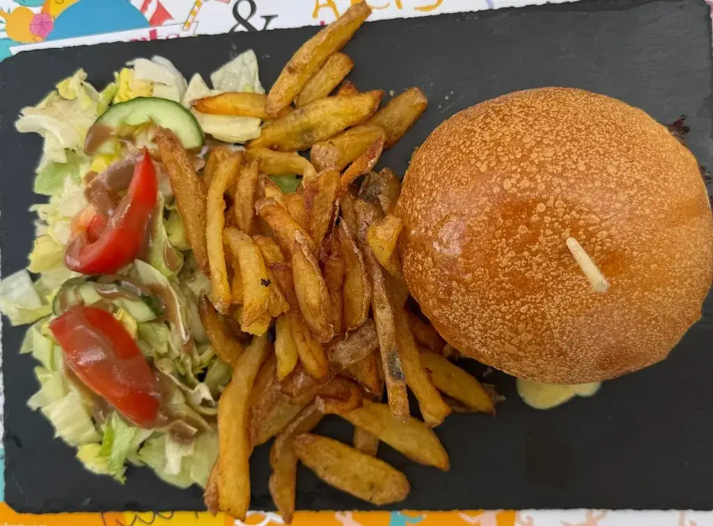 CC Lombard_Chez virgule - Le Palais_Autun_review