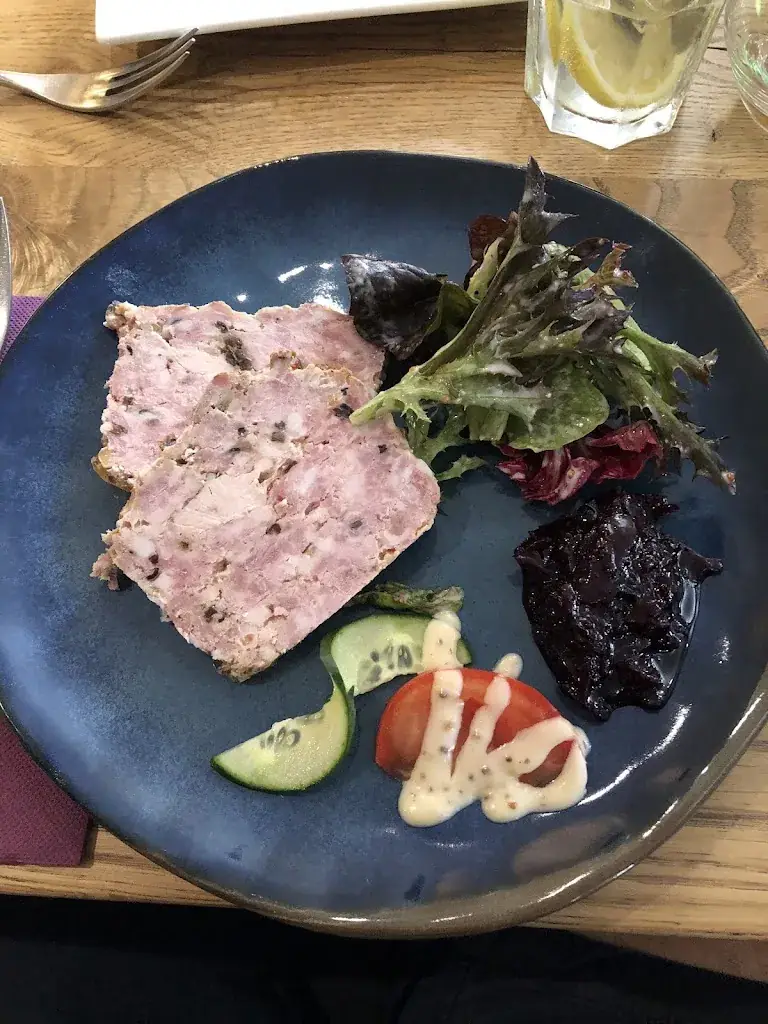 Restaurant des Remparts_Autun_slider_image_2