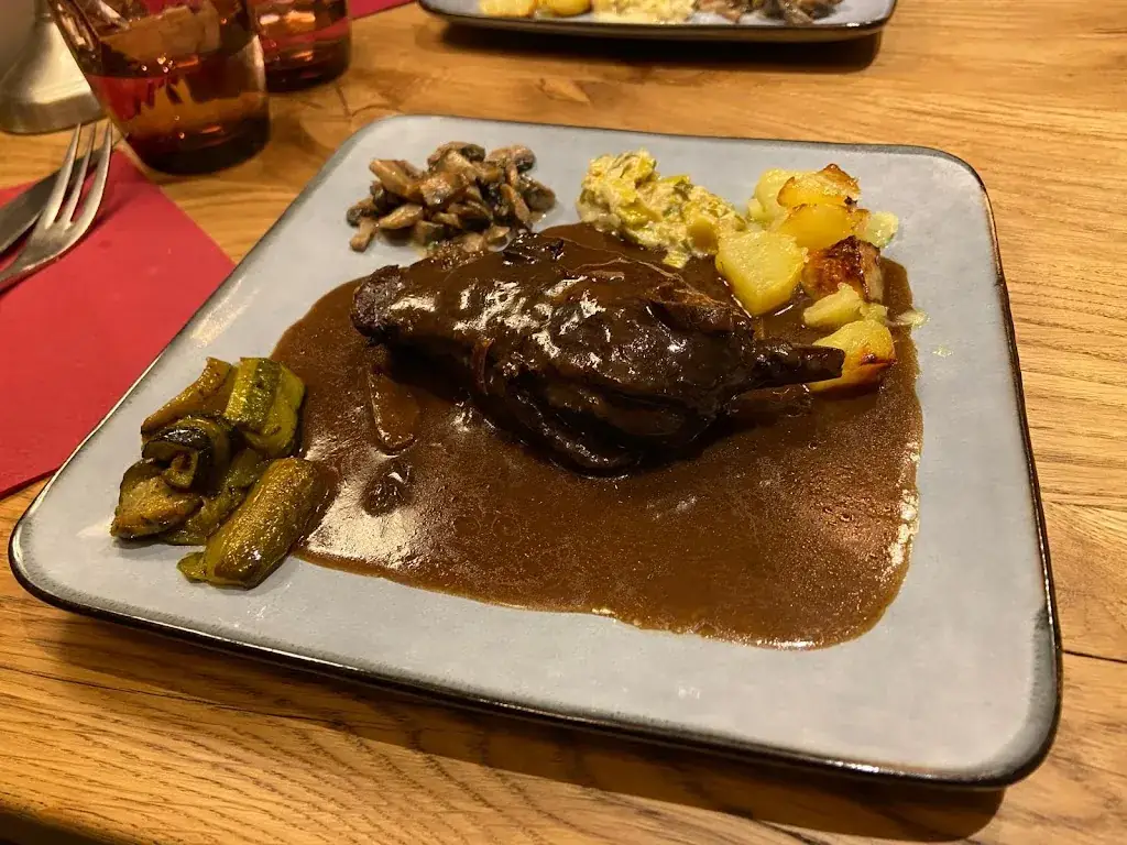 Restaurant des Remparts_Autun_slider_image_3