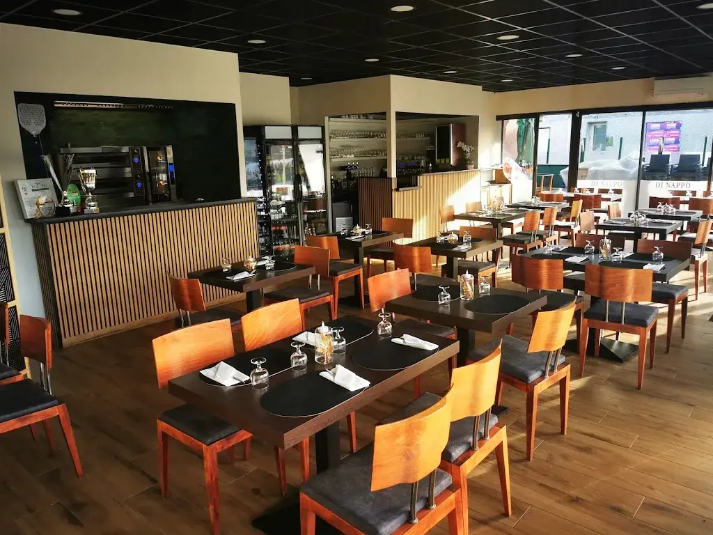 pizzeria di nappo restaurant in Oyonnax