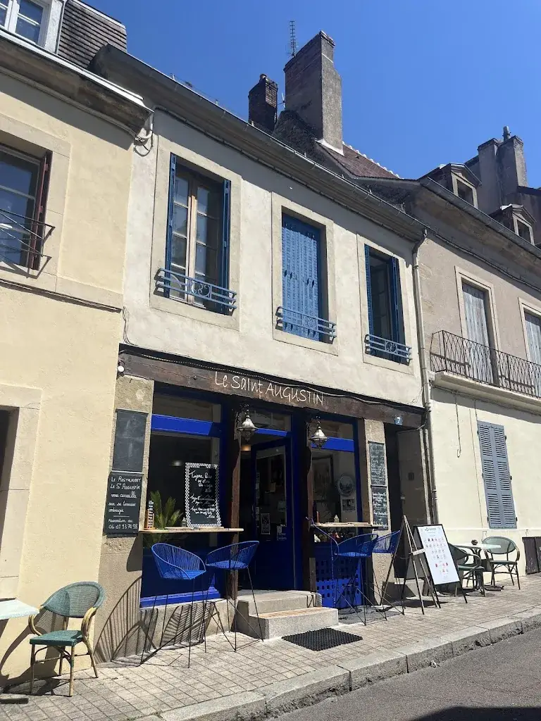 Emma Yañez Fuentes_Restaurant couscous Le Saint Augustin_Autun_recensione