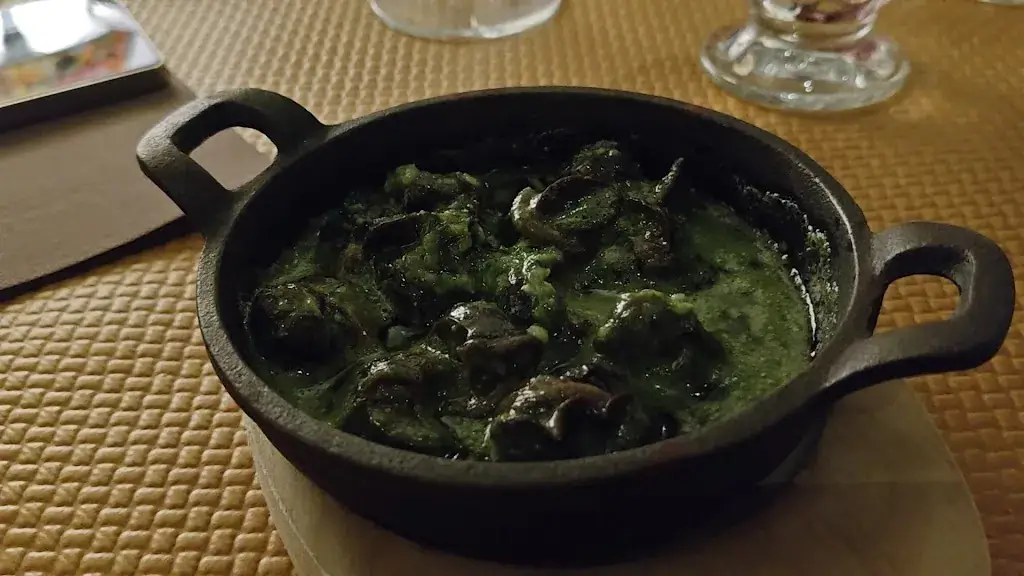 Andy Stevens_Le Petit Rolin_Autun_review