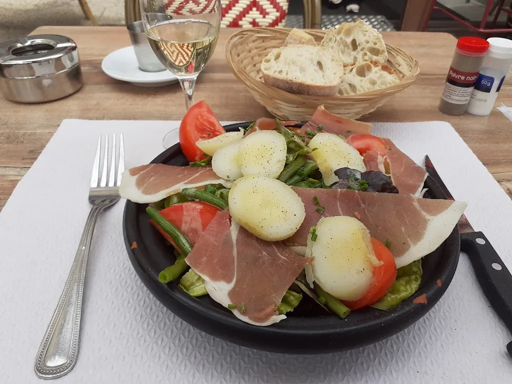 Brasserie L'Augusto_Autun_slider_image_3