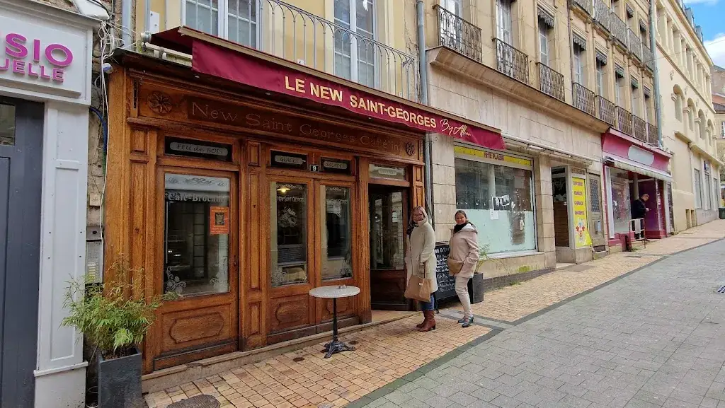 Restaurant New Saint Georges by Alban restaurant in Autun