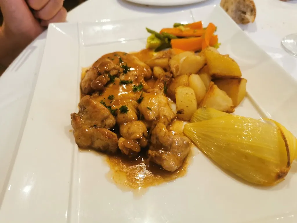 Restaurant La Tête Noire_Autun_slider_image_2