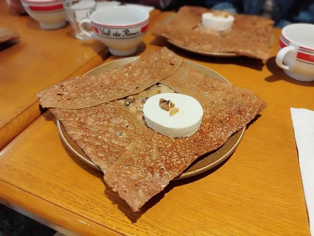 Albus 1881_Crêperie des Remparts_Autun_review