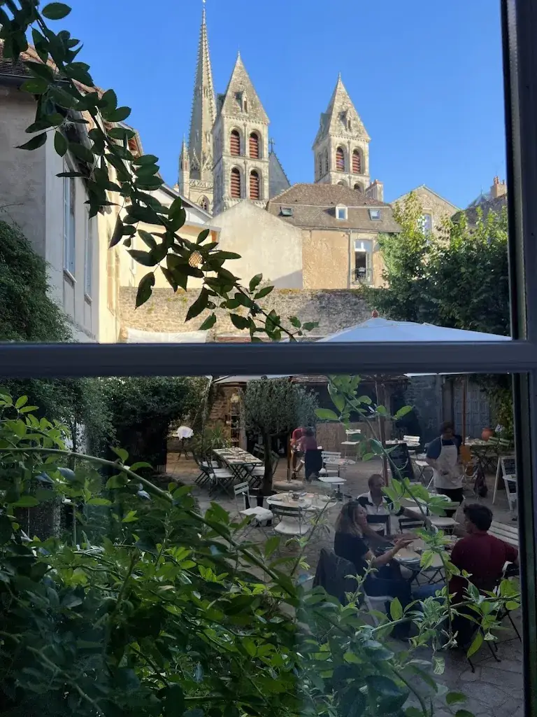 D T_Le Cocand_Autun_review