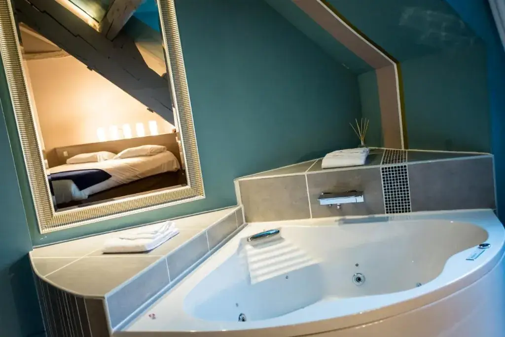 Les Ursulines Hotel_Autun_slider_image_2