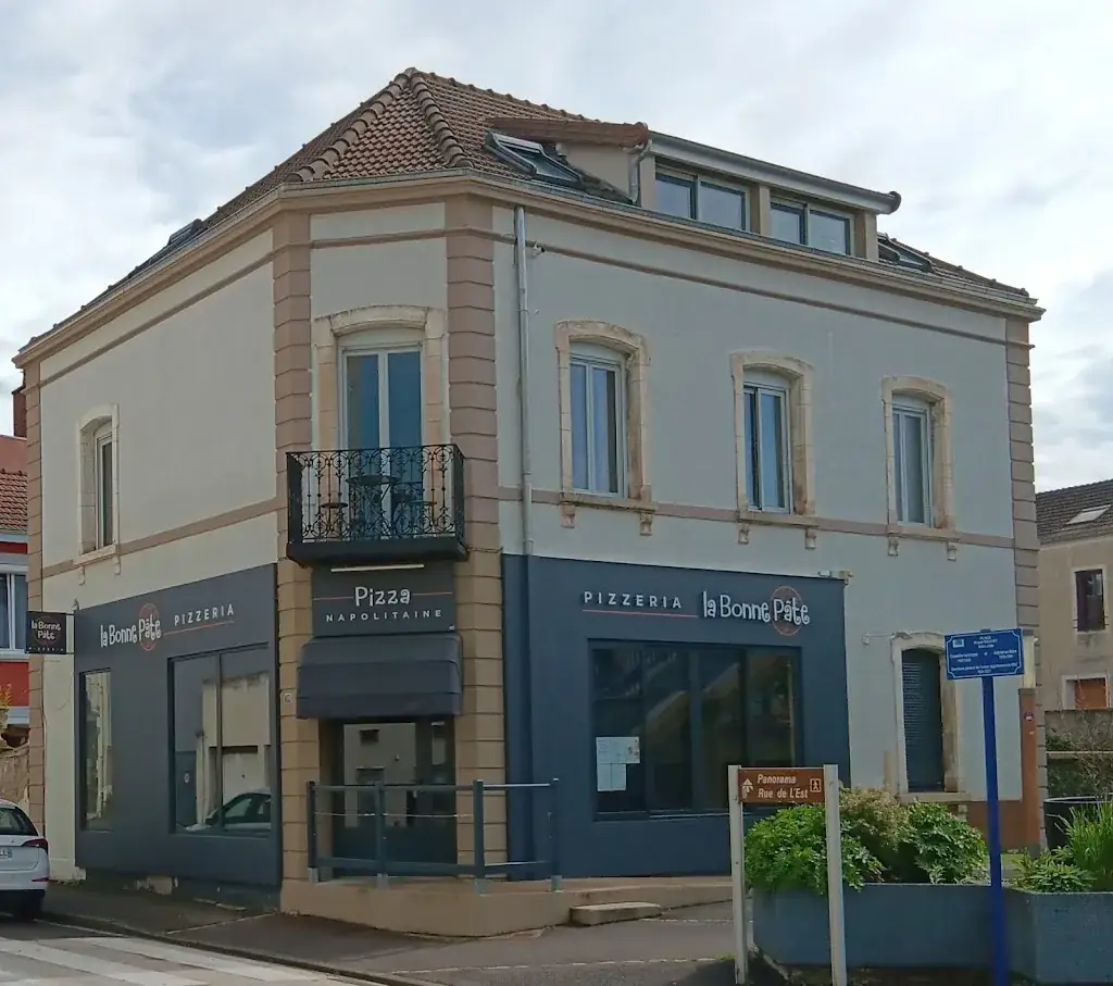 La Bonne Pate_Montceau-les-Mines_slider_image_2