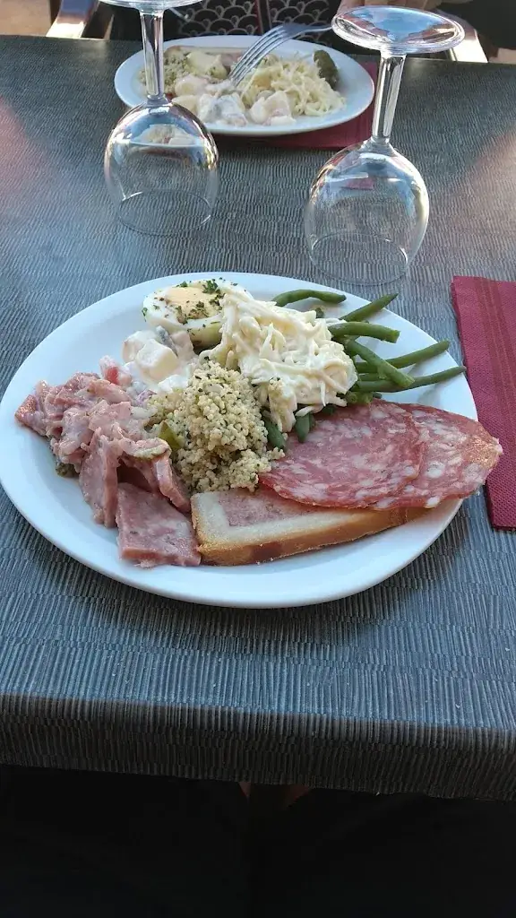 Menu_Auberge de la Route des Vins_Saint-Désert_immagine_6