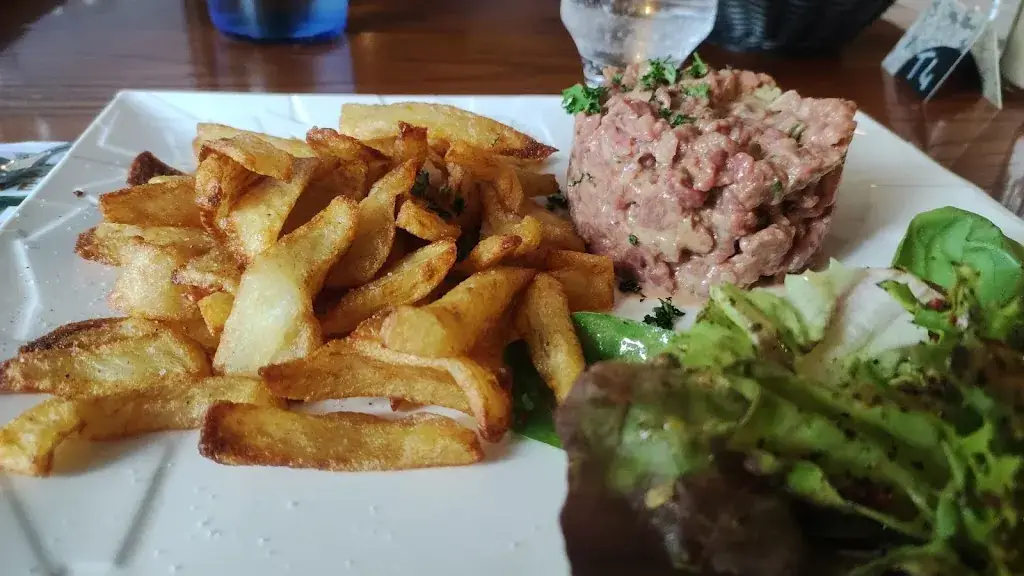 Bertrand F. Guillot_Auberge de la Route des Vins_Saint-Désert_recensione