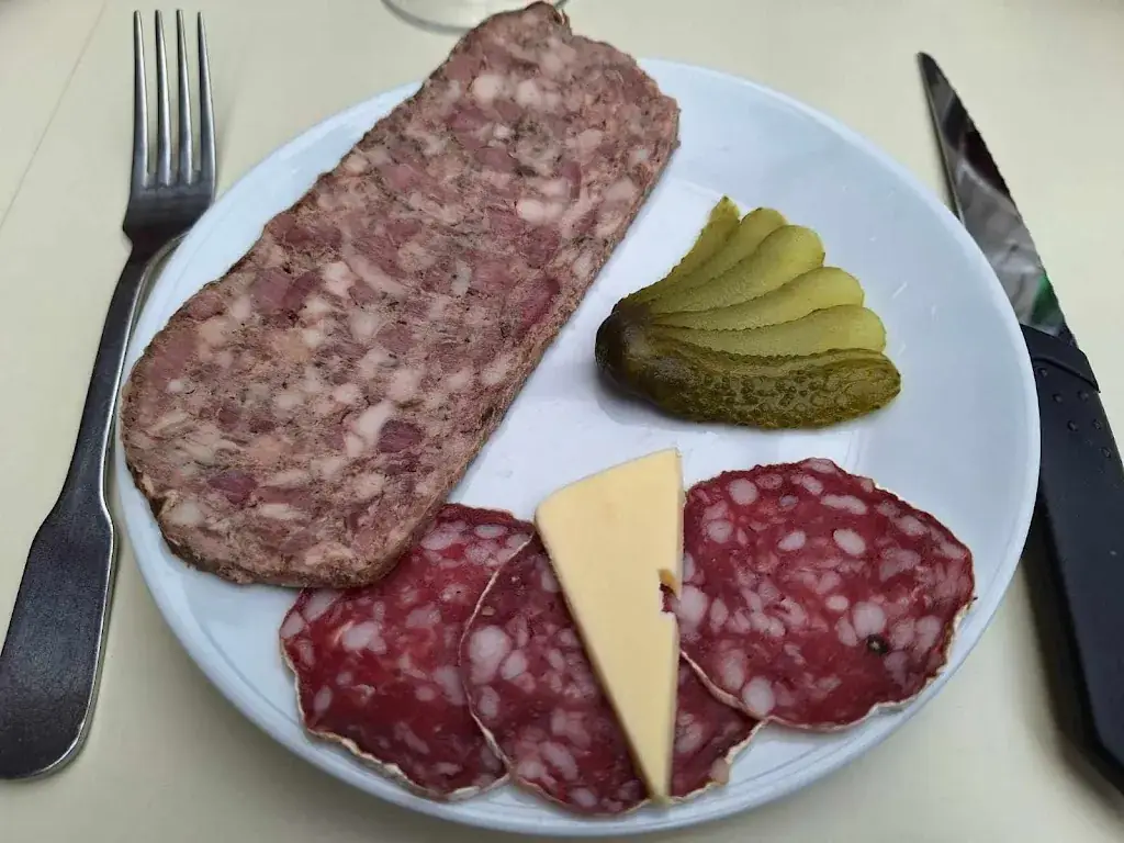 patrice faivre_Les Trois C, Bar Du Raisin_Buxy_review