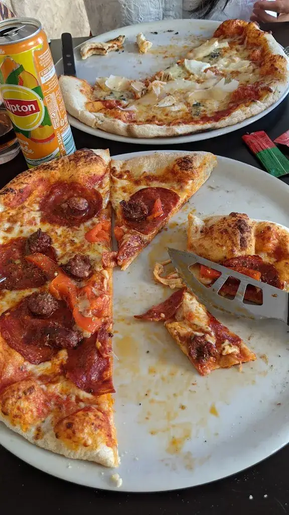 Jorrian Piek_Pizzeria La Bottega_Buxy_review