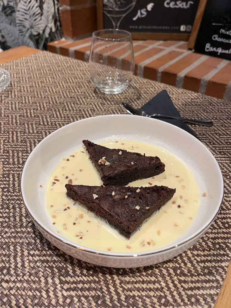 Le Bistrot d'Aurel_Bourbon-Lancy_slider_image_3