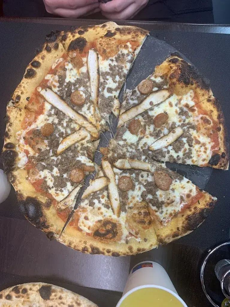 Laurent Pillet_Restaurant pizza delice_Oyonnax_review