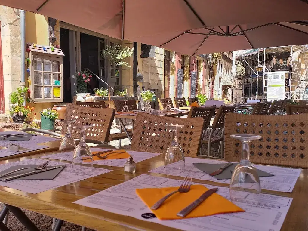 restaurant La Grignotte du Vieux-Bourbon restaurant in Bourbon-Lancy