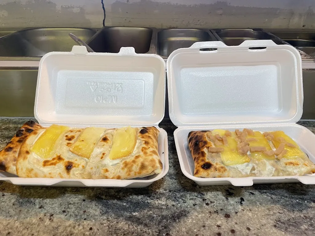 Andiamo Pizza_Bourbon-Lancy_slider_image_2