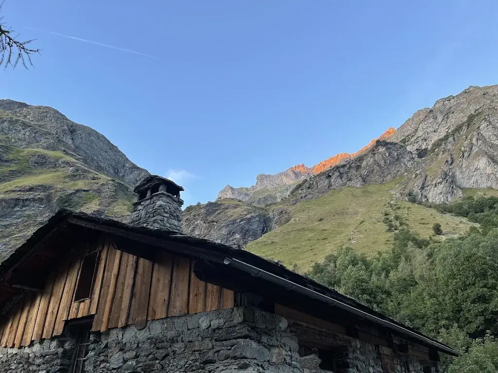 Feffe Kaufmann_Laisonnay - Refuge_Champagny-en-Vanoise_review