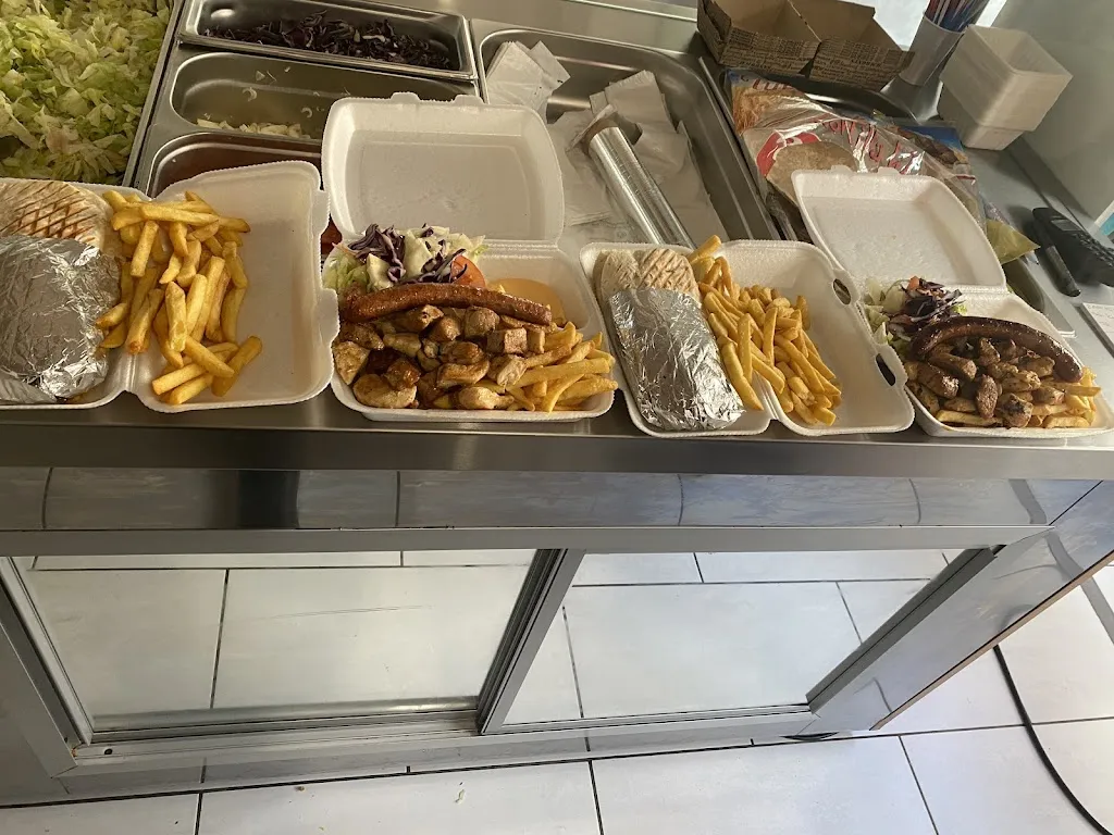 Family Restaurant Kebab_Brienon-sur-Armançon_slider_image_3