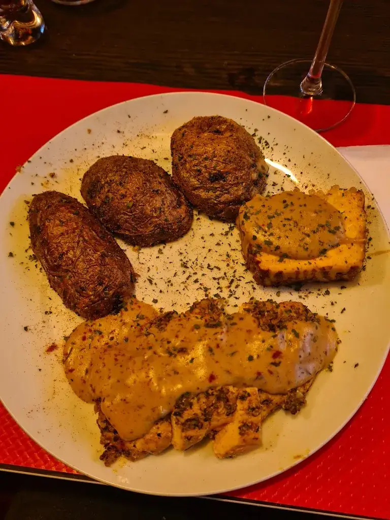 Menu_Red&Black_Brienon-sur-Armançon_image_7