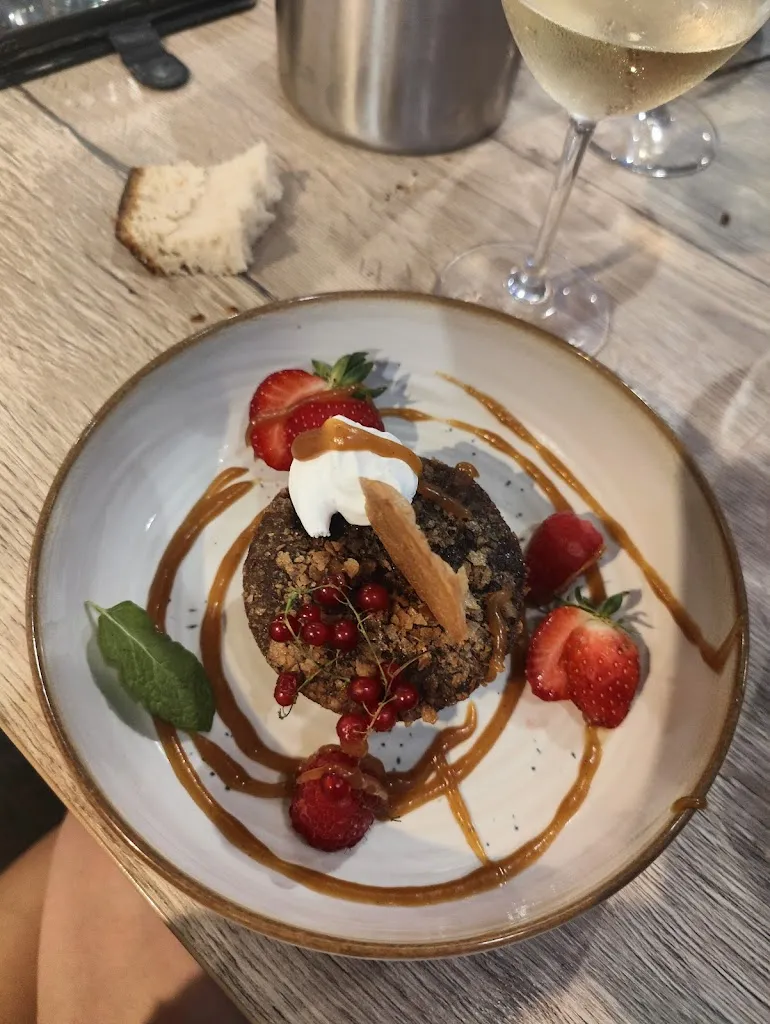 Masly Aurélie_La Guinguette de l’Armance_Saint-Florentin_review