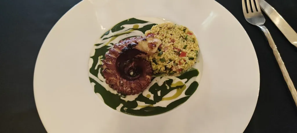 Yvonne Reilly_L' abbaye_Tonnerre_review