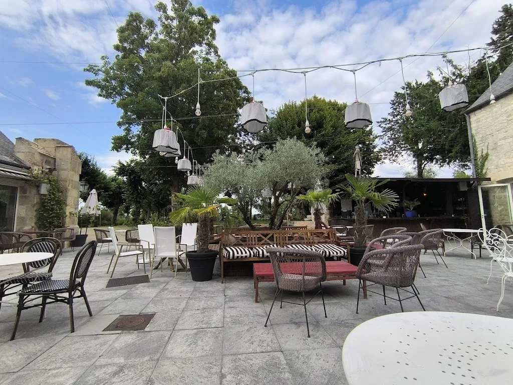 L' abbaye_Tonnerre_slider_image_3