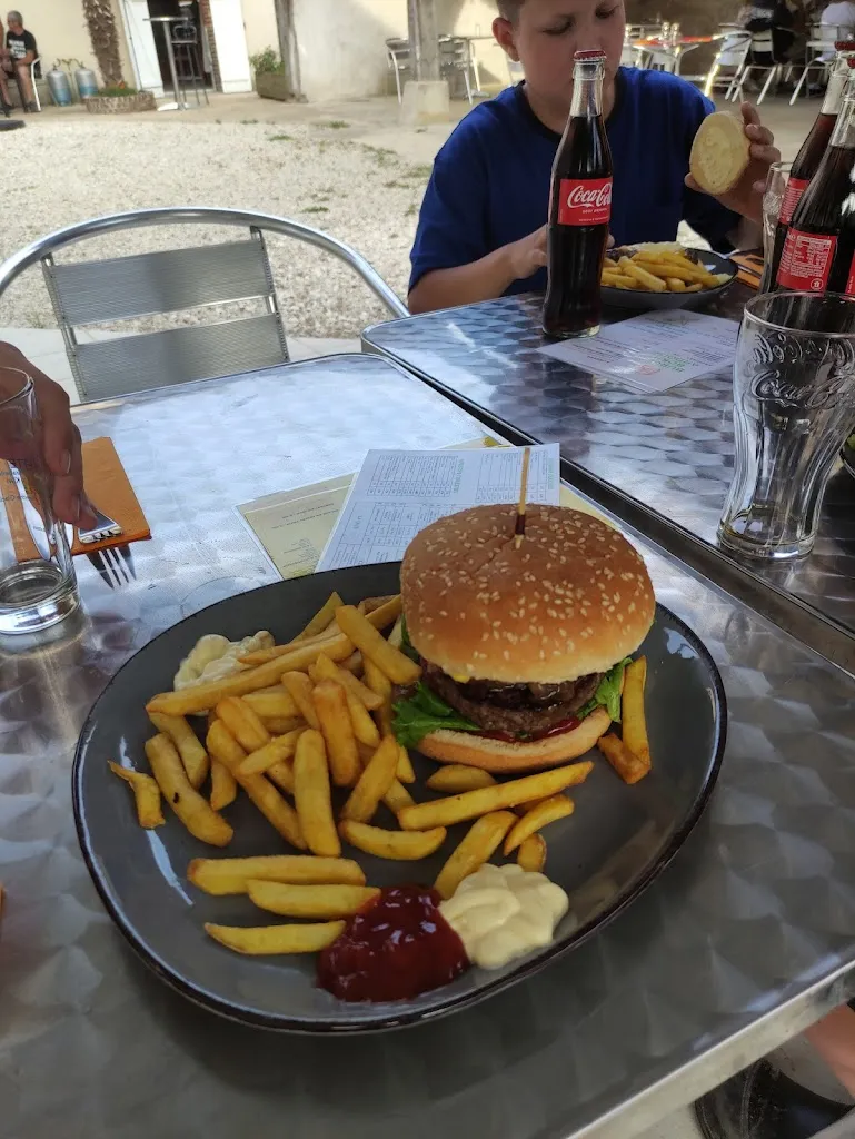 Bas Alta_La Champlostine Bar Restaurant Épicerie_Champlost_review