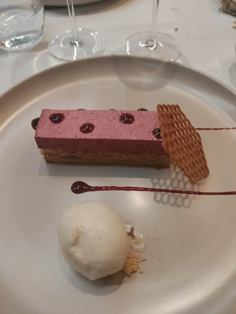 Menu_Restaurant le cheval Noir_Beaune_immagine_8