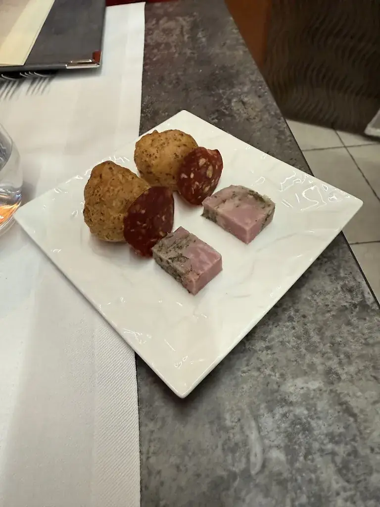 Nir Ben Moshe_Restaurant le cheval Noir_Beaune_recensione