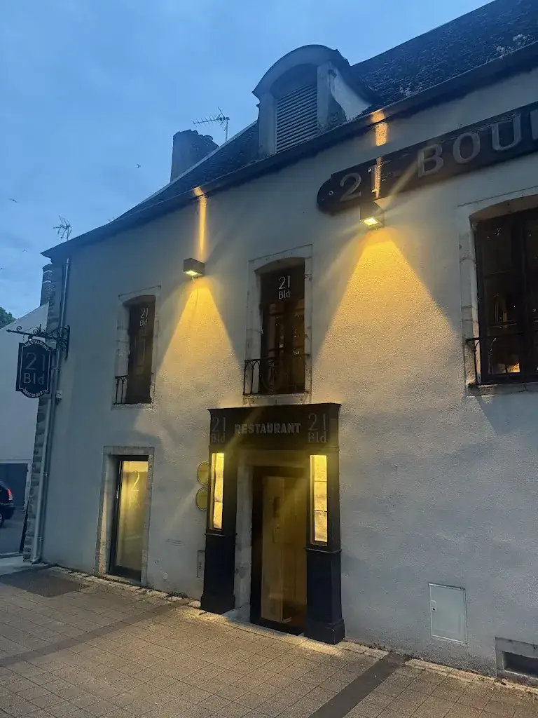 Robert_21 Boulevard_Beaune_review