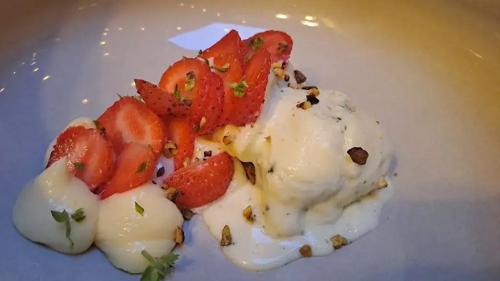 La Buissonnière_Beaune_slider_image_3