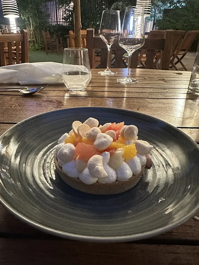 Rebeca Flores_Garum-Table Vivante_Beaune_review