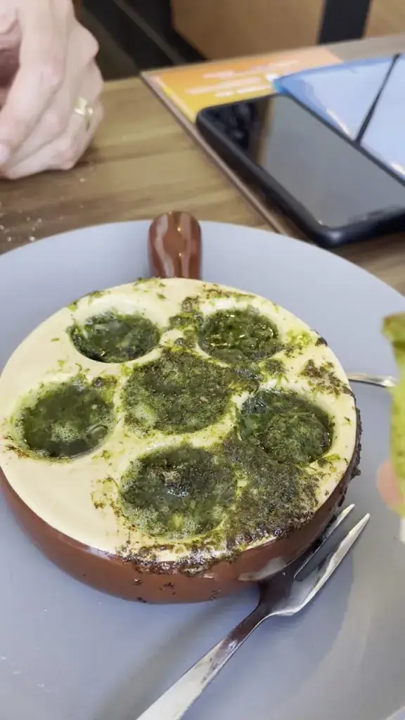 LE BACCHUS_Beaune_slider_image_2