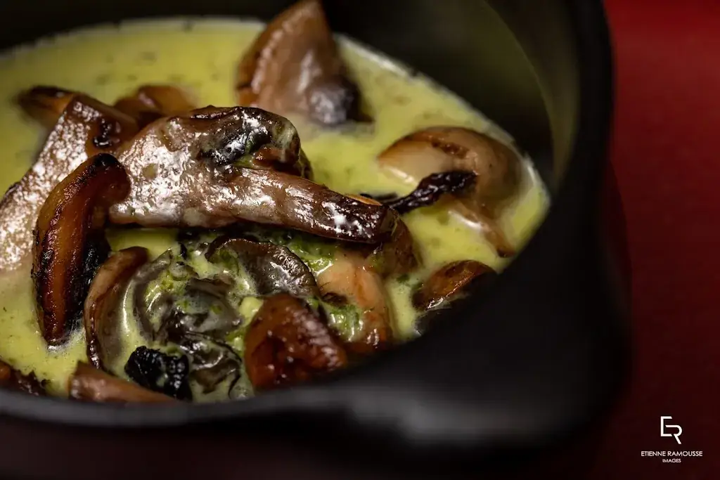 LE BACCHUS_Beaune_slider_image_3