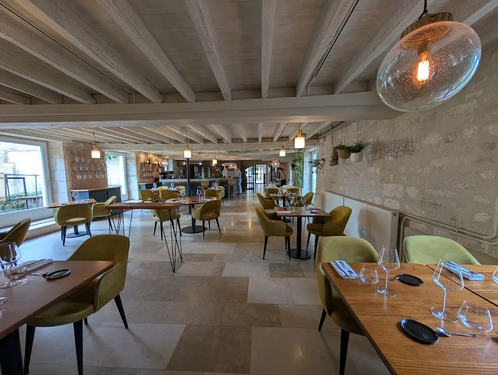 Au Fil du Zinc_Chablis_slider_image_3