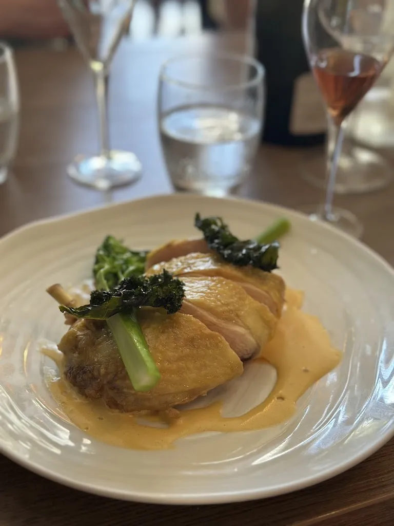 Eunice Chan_Les Trois Bourgeons_Chablis_review