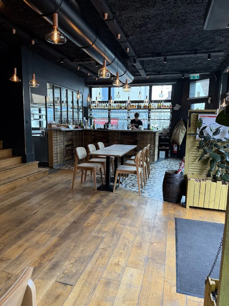 lisa lockwood_Chablis Wine Not_Chablis_review