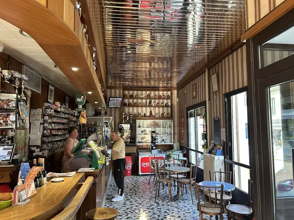 Café La Chablisienne_Chablis_slider_image_2