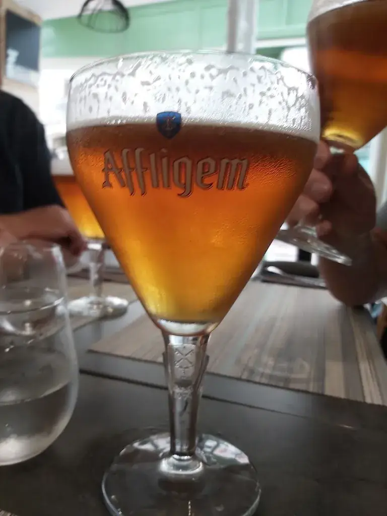 Thomas Family_Café du marché | Bar & Restaurant Chagny_Chagny_review